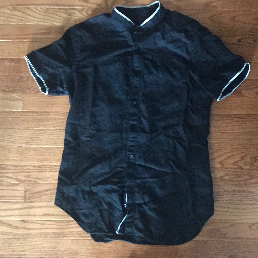Black shorts sleeve button down